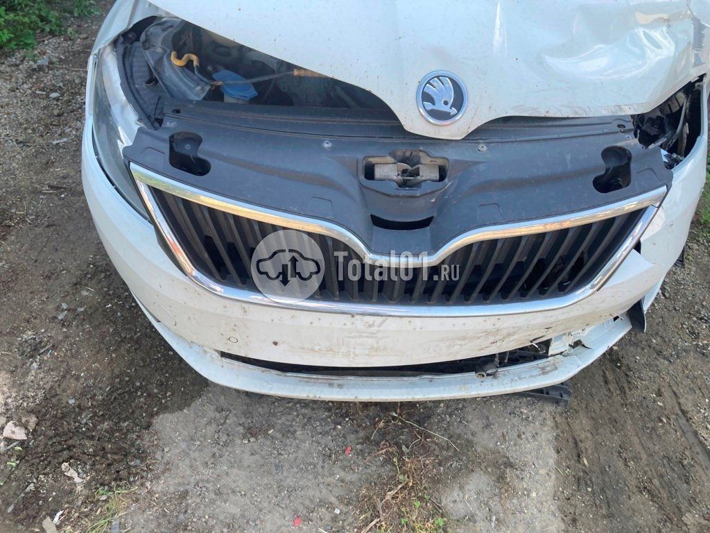 Фото Skoda Rapid 38