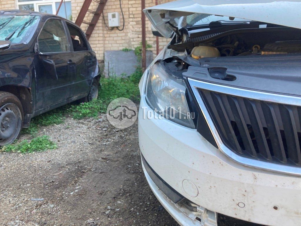 Фото Skoda Rapid 44