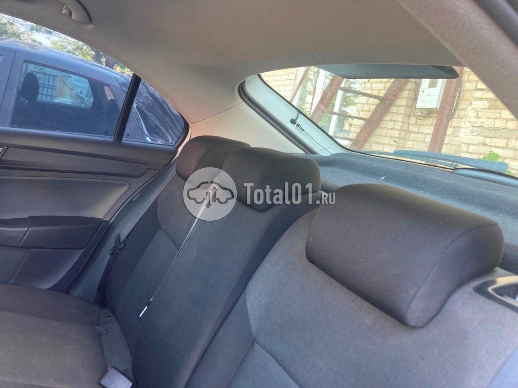 Фото Skoda Rapid 250