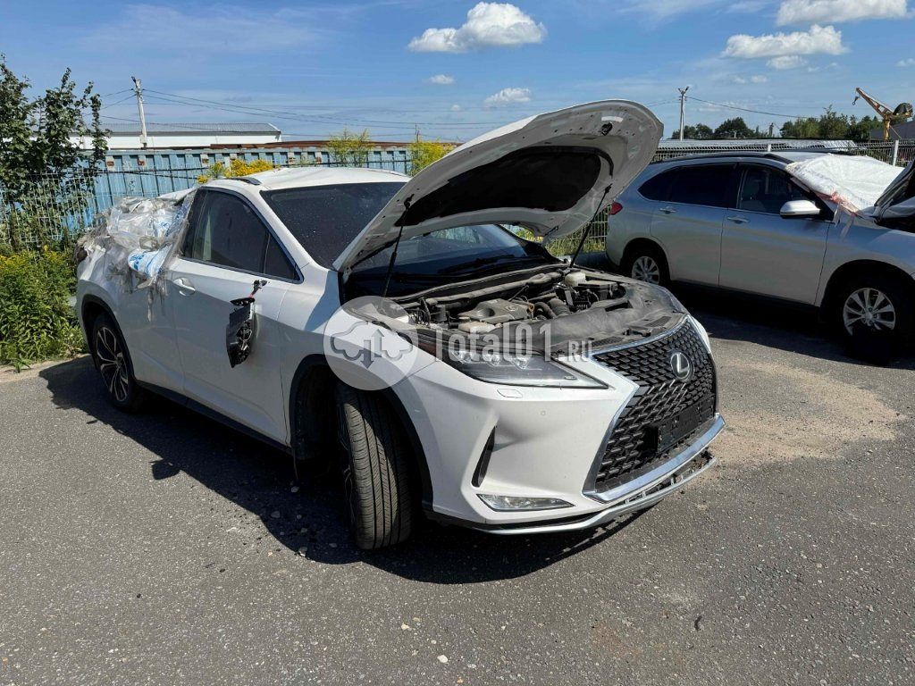 Фото Lexus RX 26