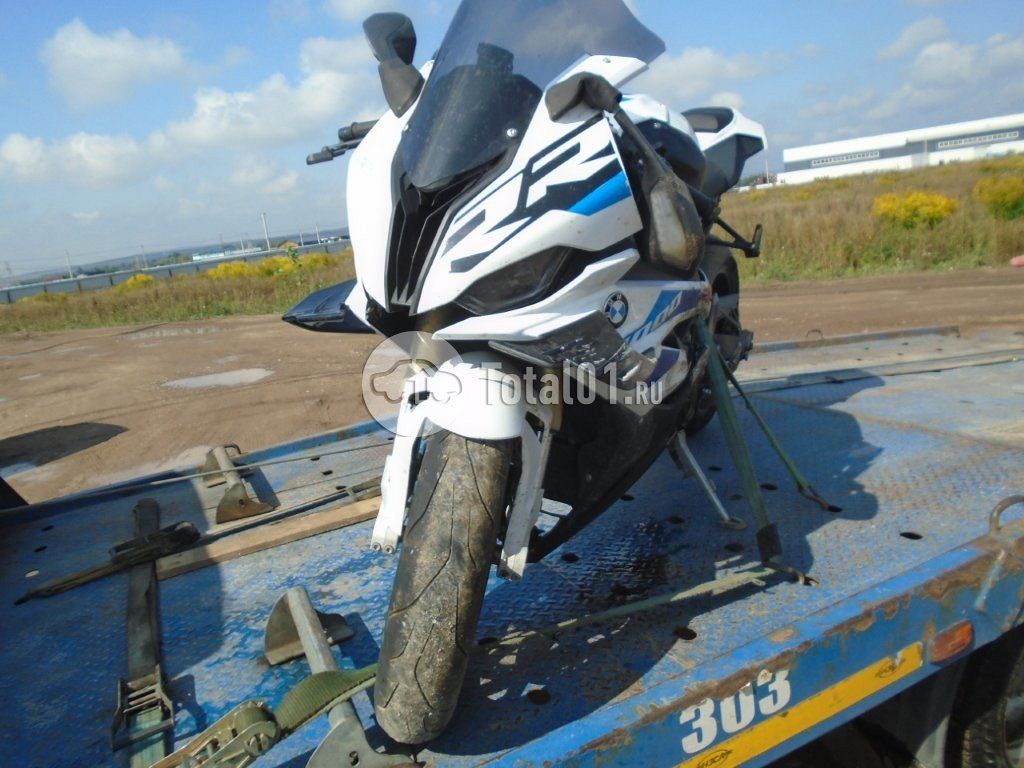 Фото BMW S1000RR 12