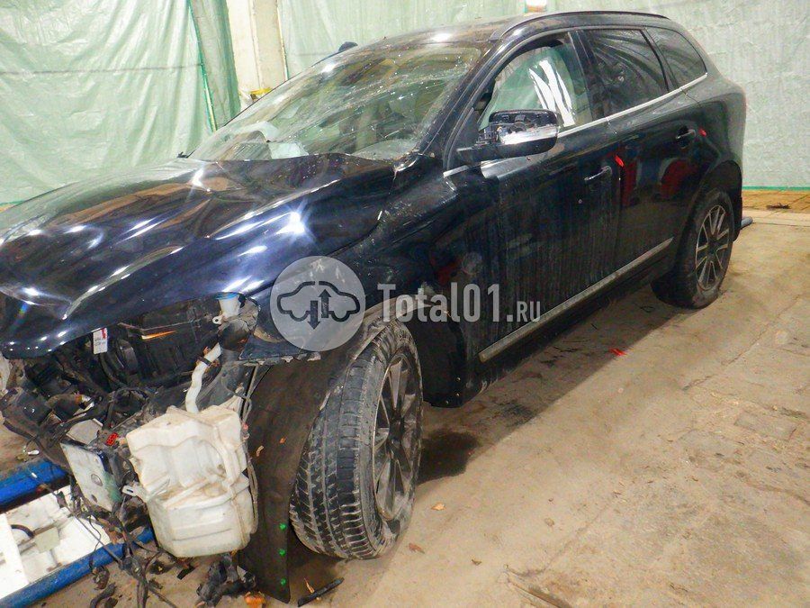 Фото Volvo XC60 10