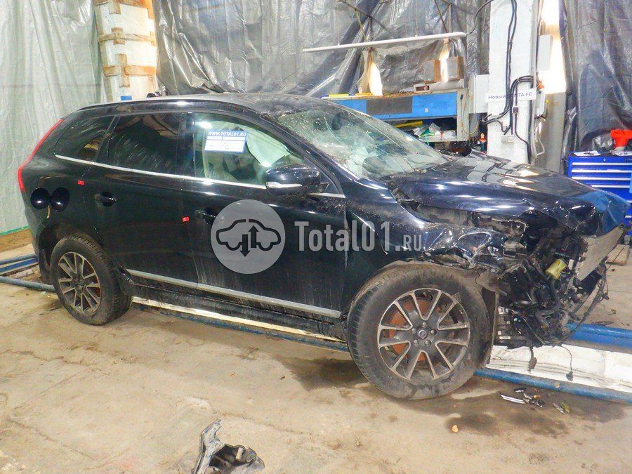 Фото Volvo XC60 12