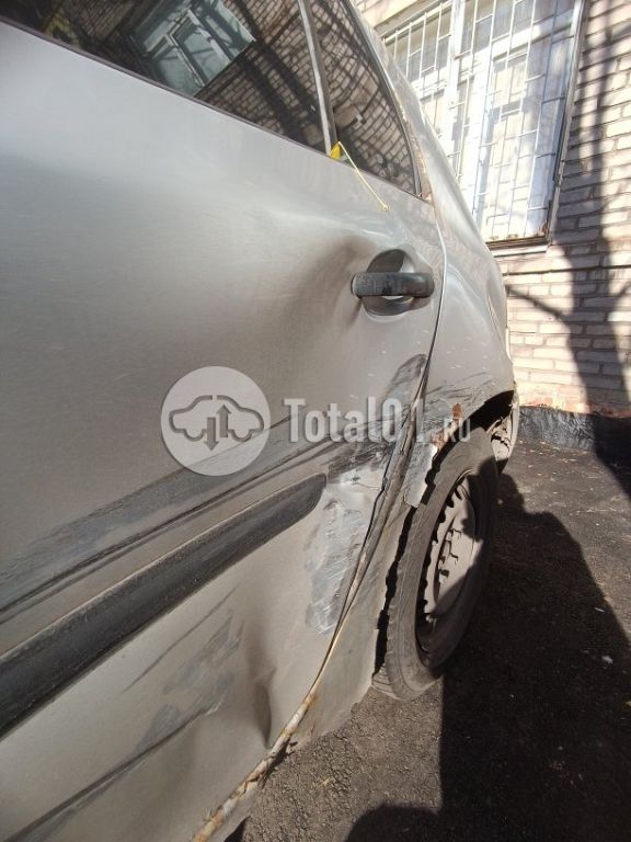 Фото Volkswagen Golf 16