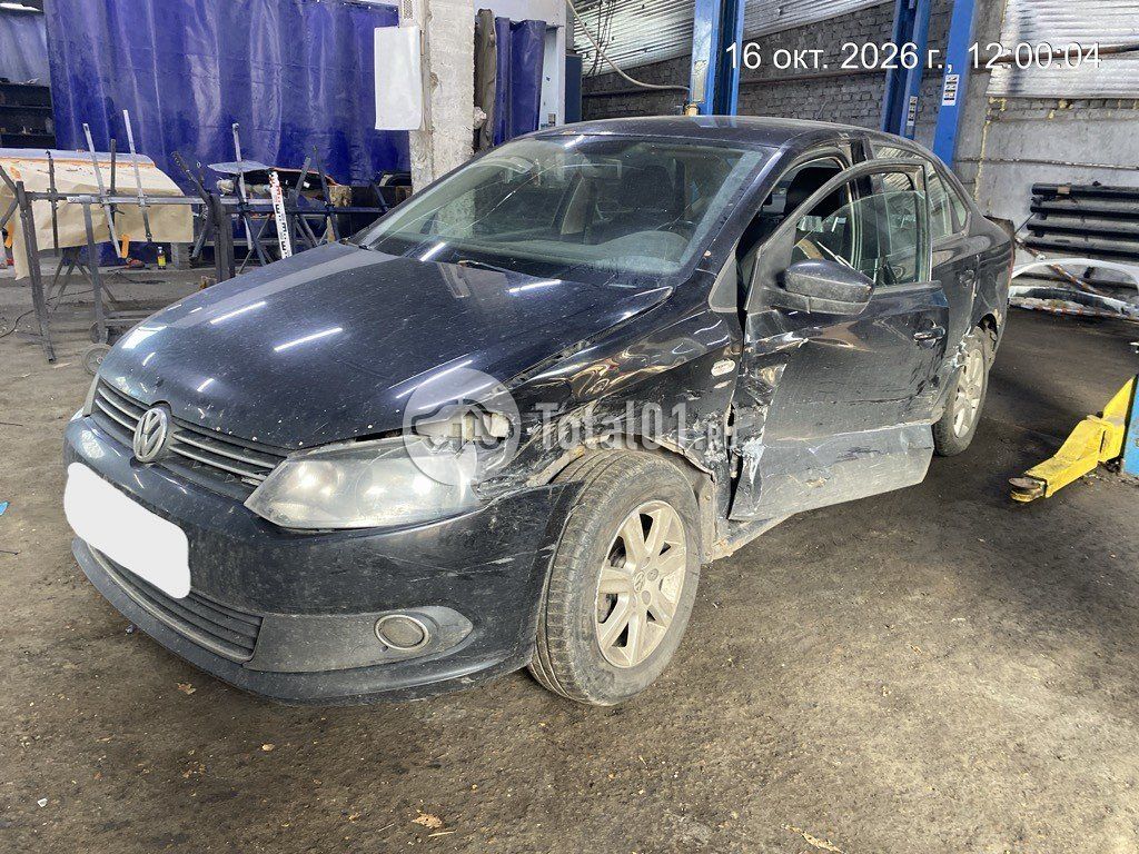 Фото Volkswagen Polo 8