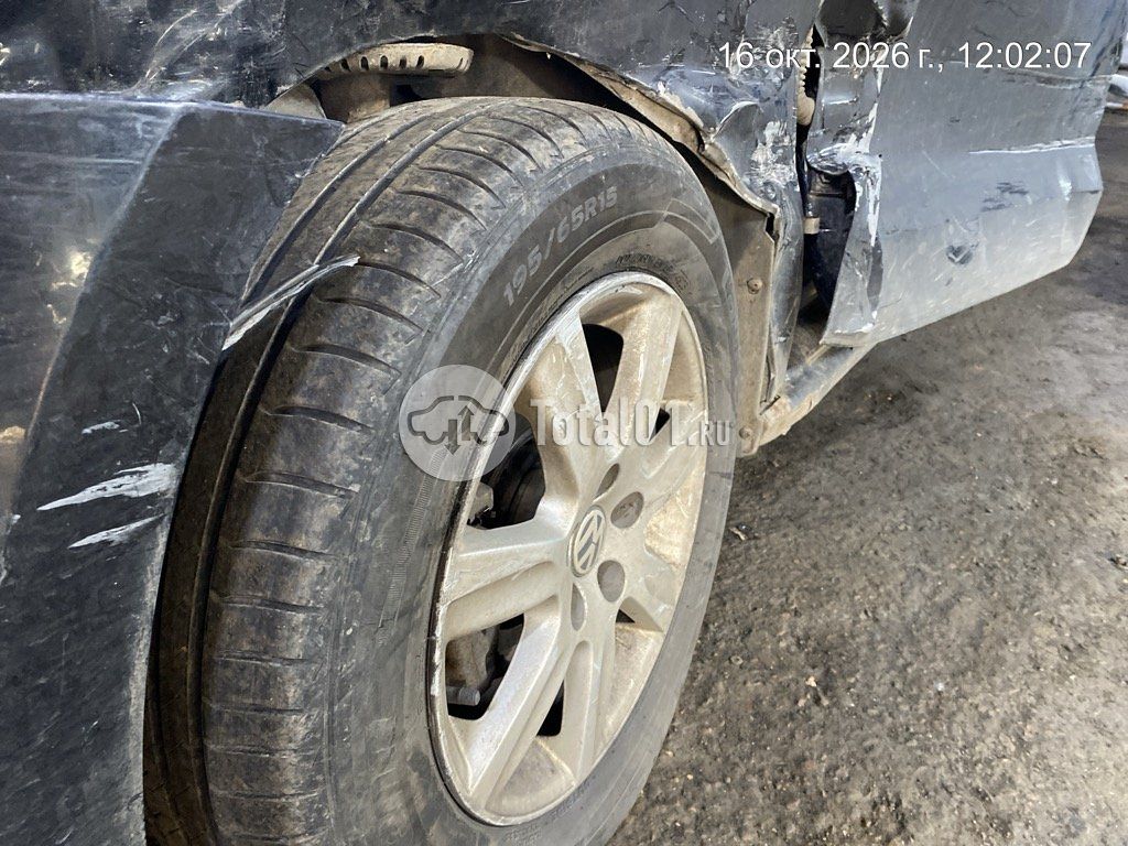 Фото Volkswagen Polo 12