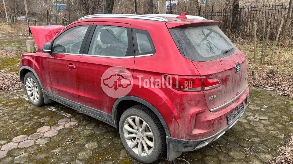 Фото FAW BESTURN X40 2