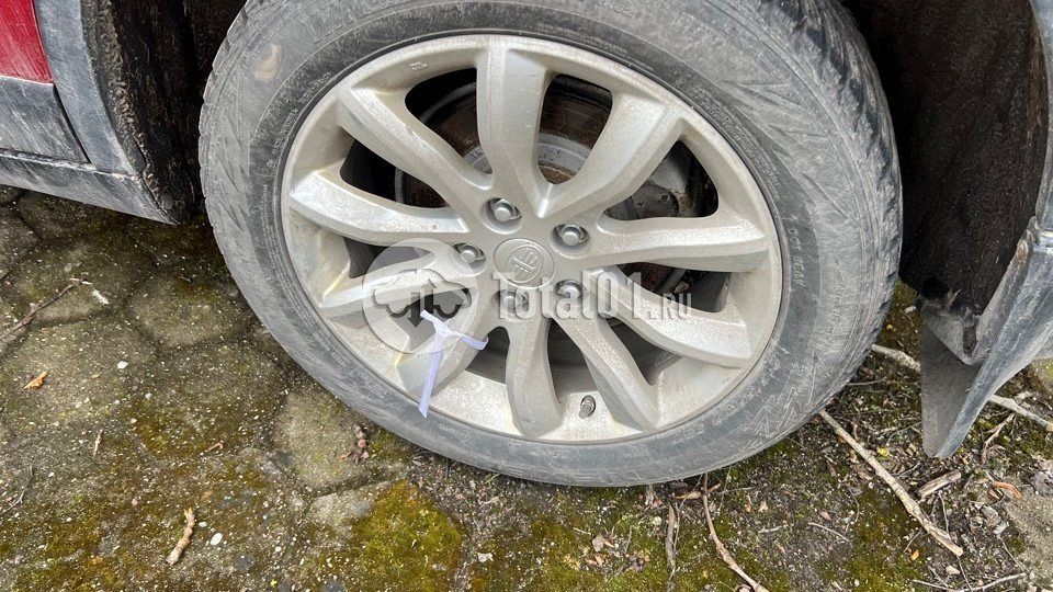 Фото FAW BESTURN X40 10