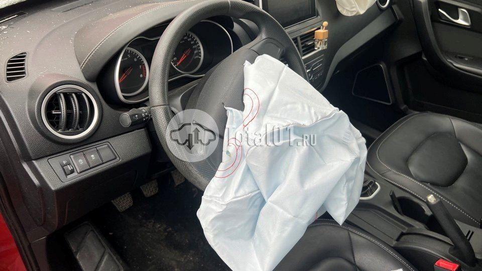 Фото FAW BESTURN X40 14