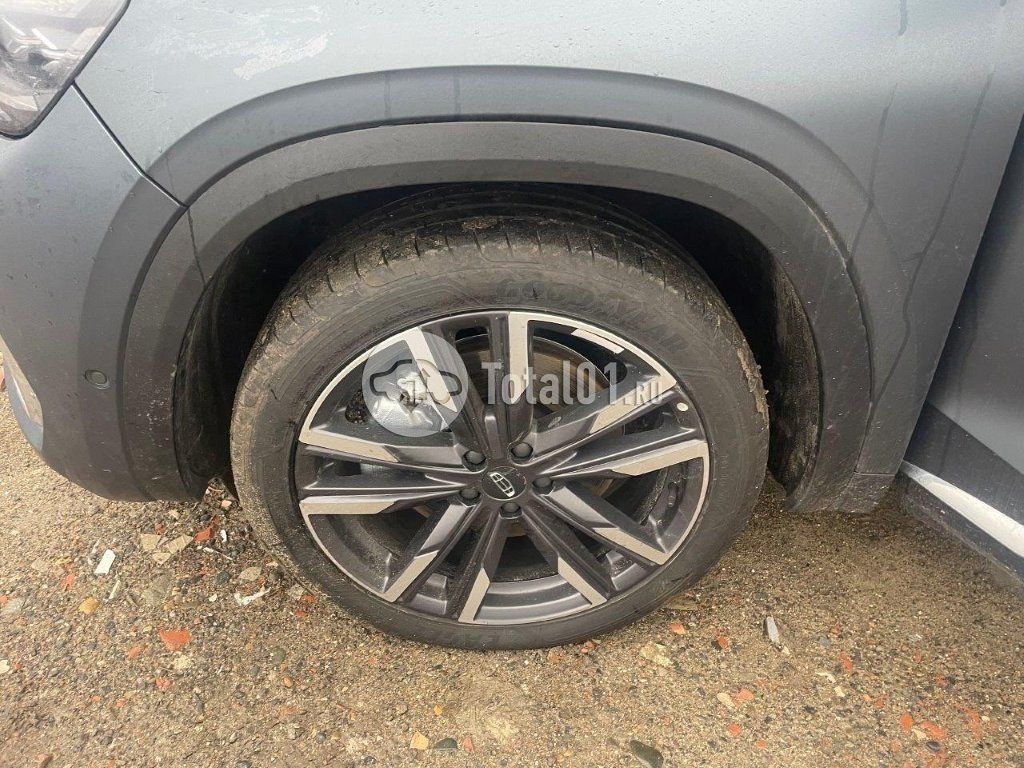 Фото Geely Monjaro 54