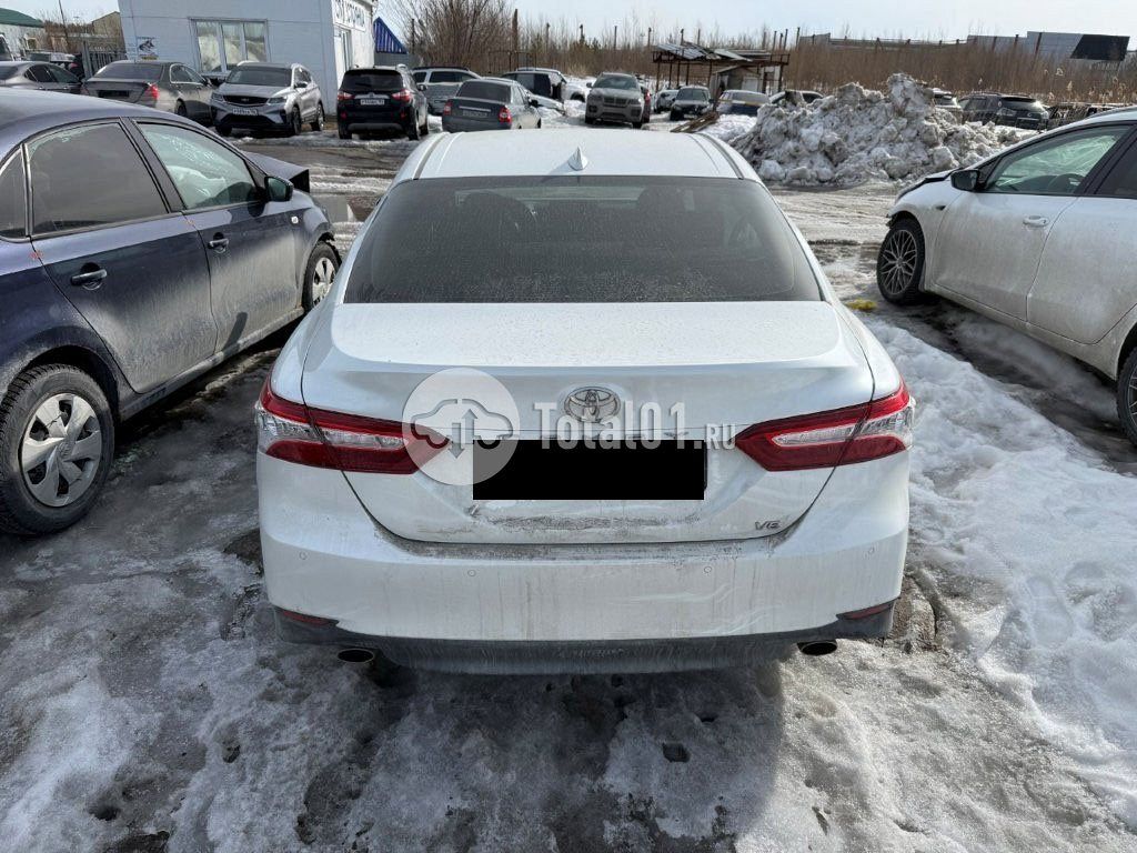 Фото Toyota Camry 28