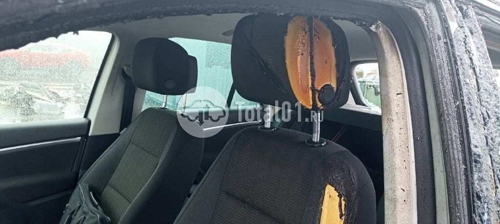 Фото Volkswagen Tiguan 30