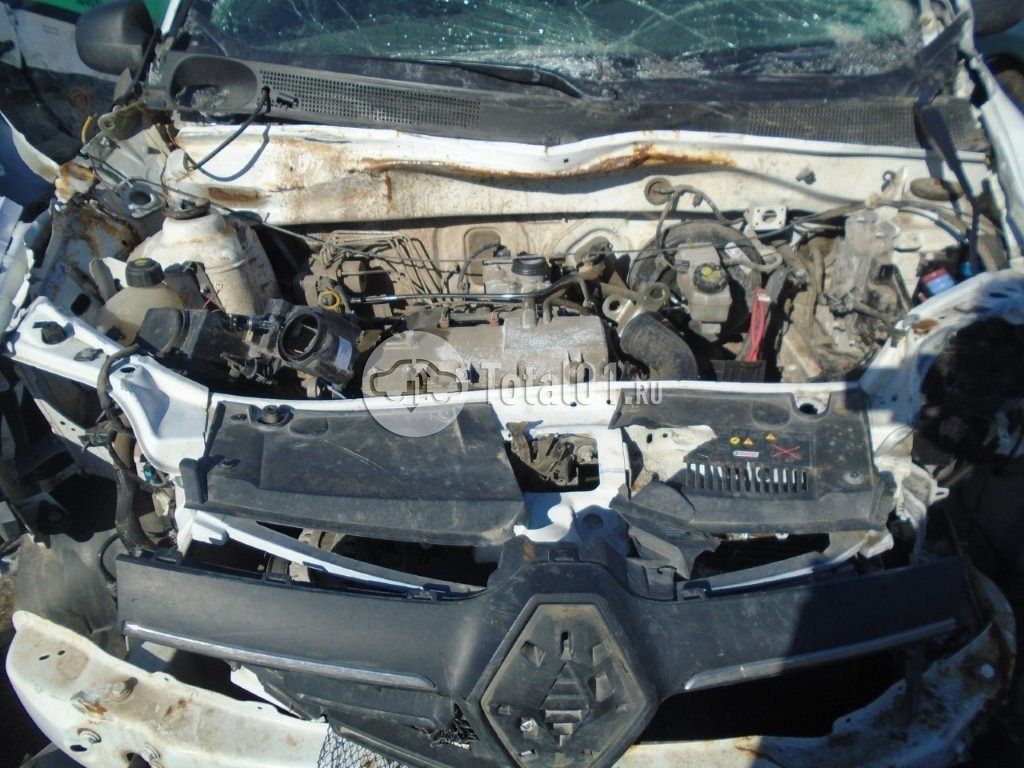 Фото Renault Logan 32
