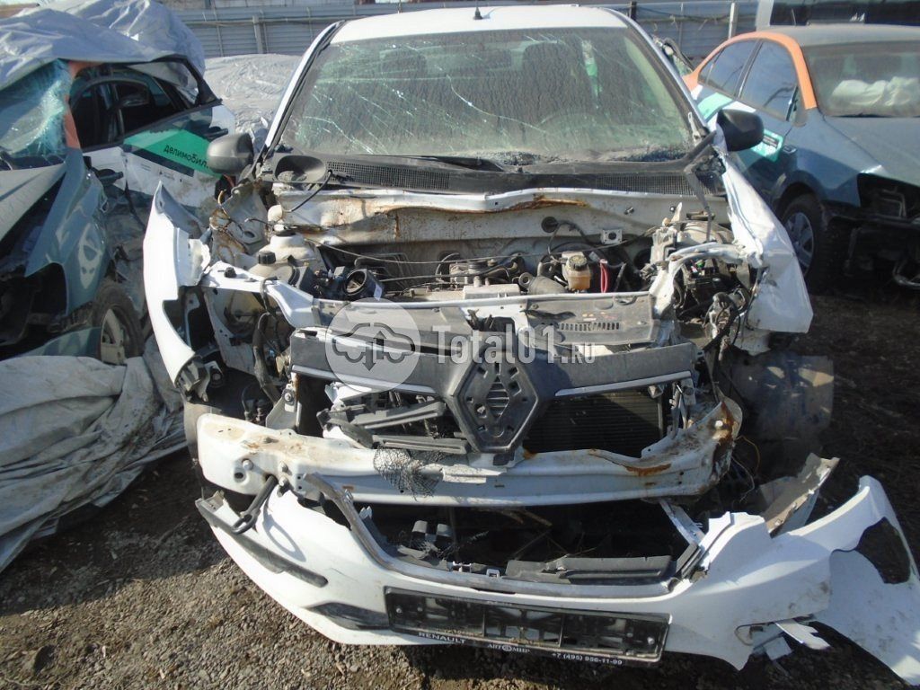 Фото Renault Logan 172