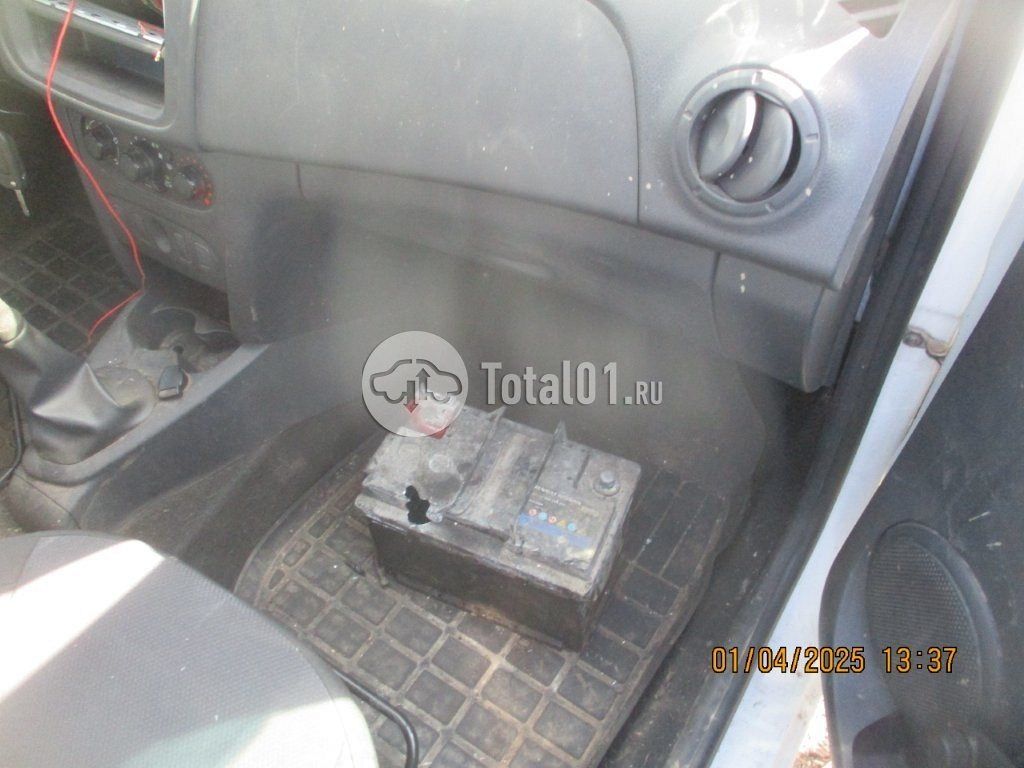 Фото Renault Logan 190