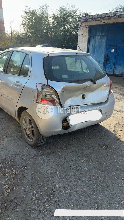 Фото Toyota Yaris 8