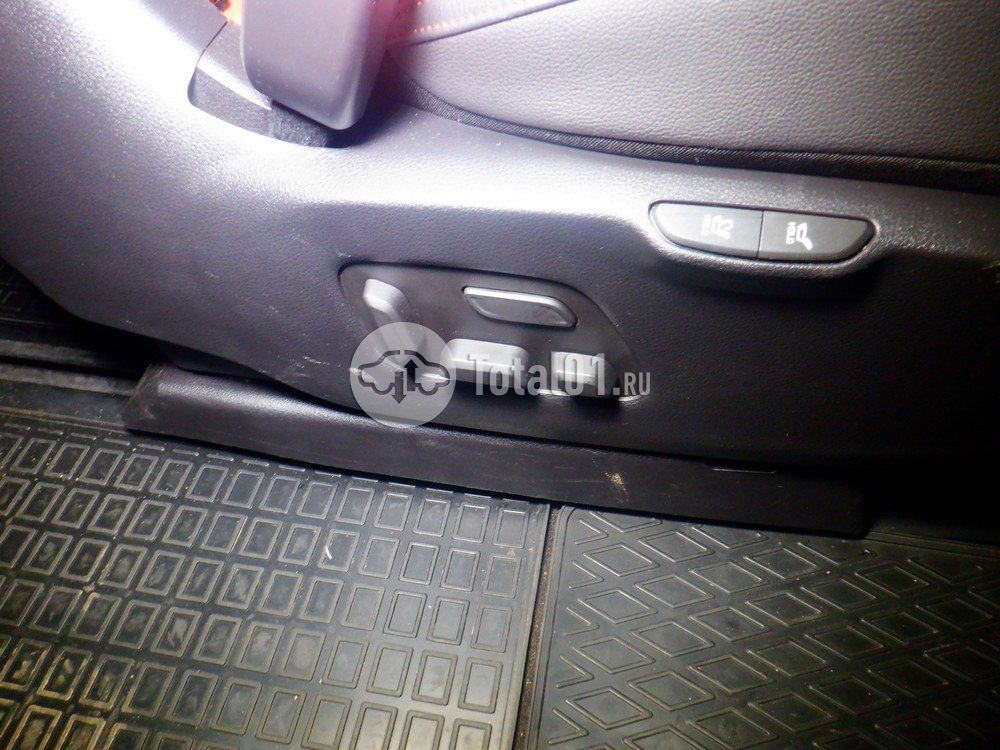 Фото KIA Carnival 66