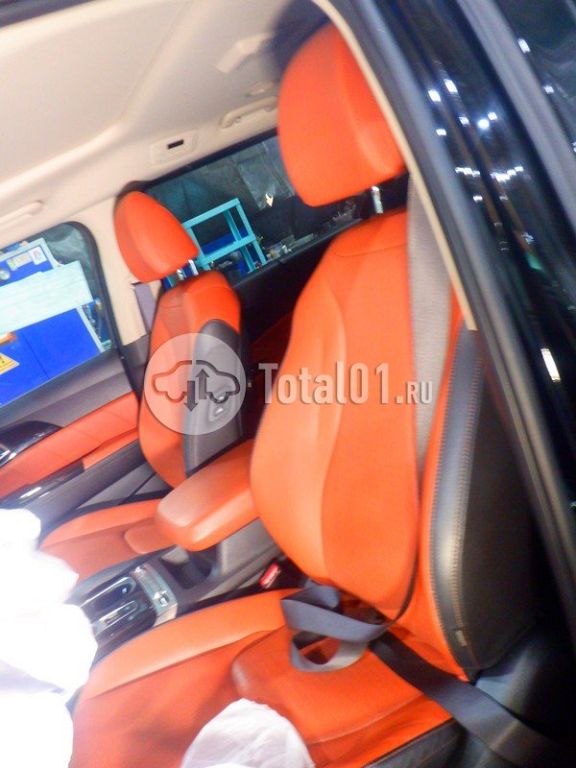 Фото KIA Carnival 98