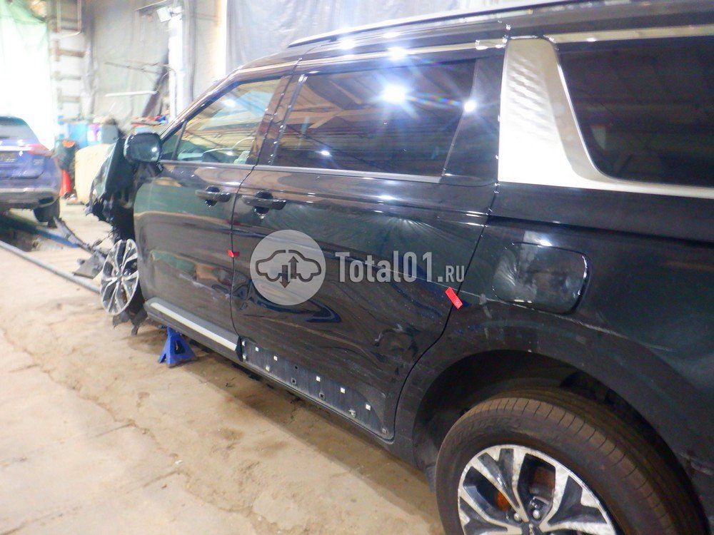 Фото KIA Carnival 206