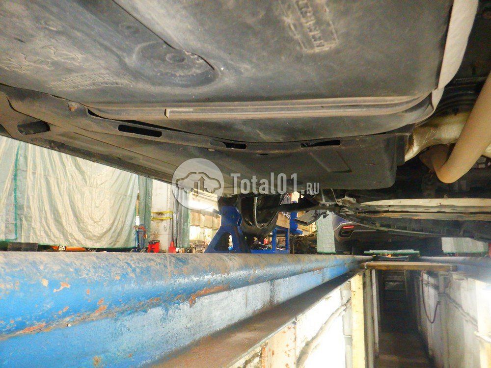 Фото KIA Carnival 270