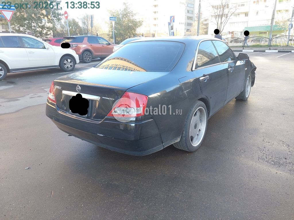 Фото Nissan Cedric 4