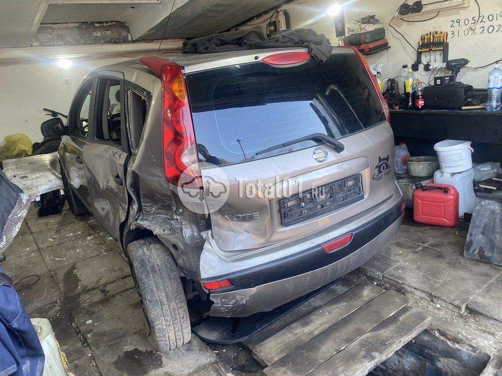 Фото Nissan Note 2