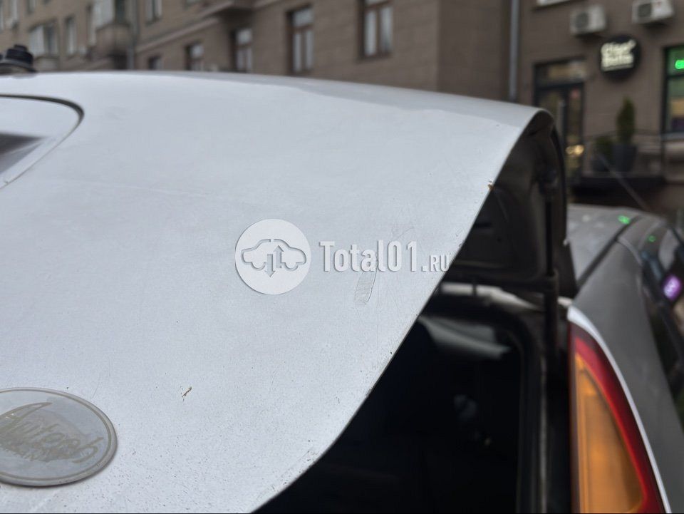 Фото Nissan Tino 24