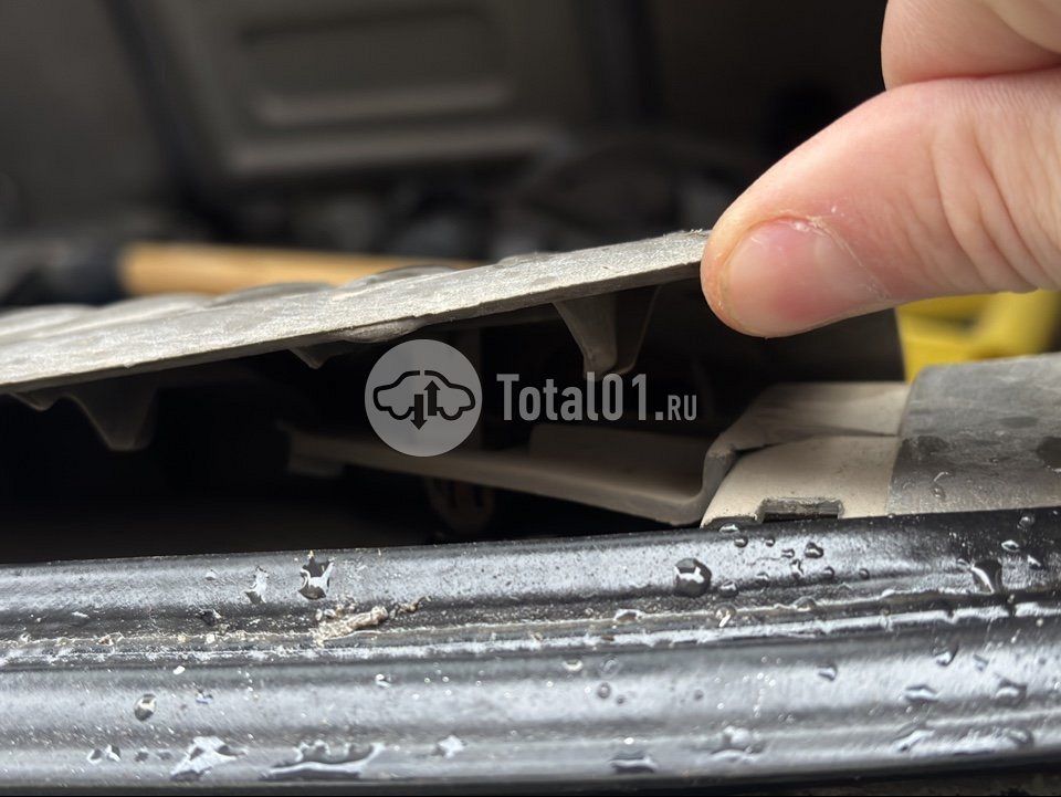 Фото Nissan Tino 38