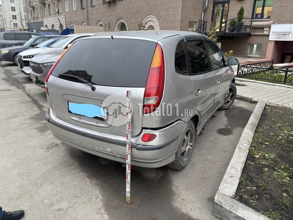 Фото Nissan Tino 92