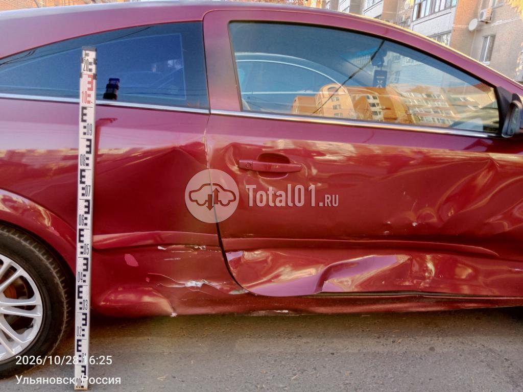 Фото Opel Astra GTC 16