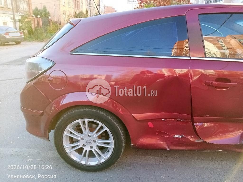 Фото Opel Astra GTC 20