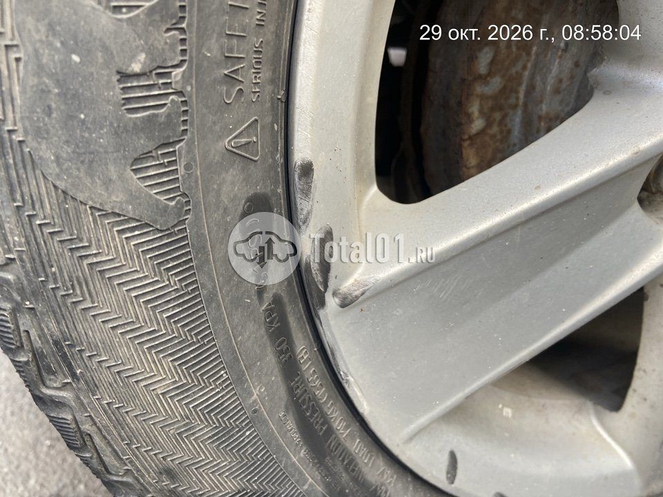 Фото Mitsubishi Airtrek 12