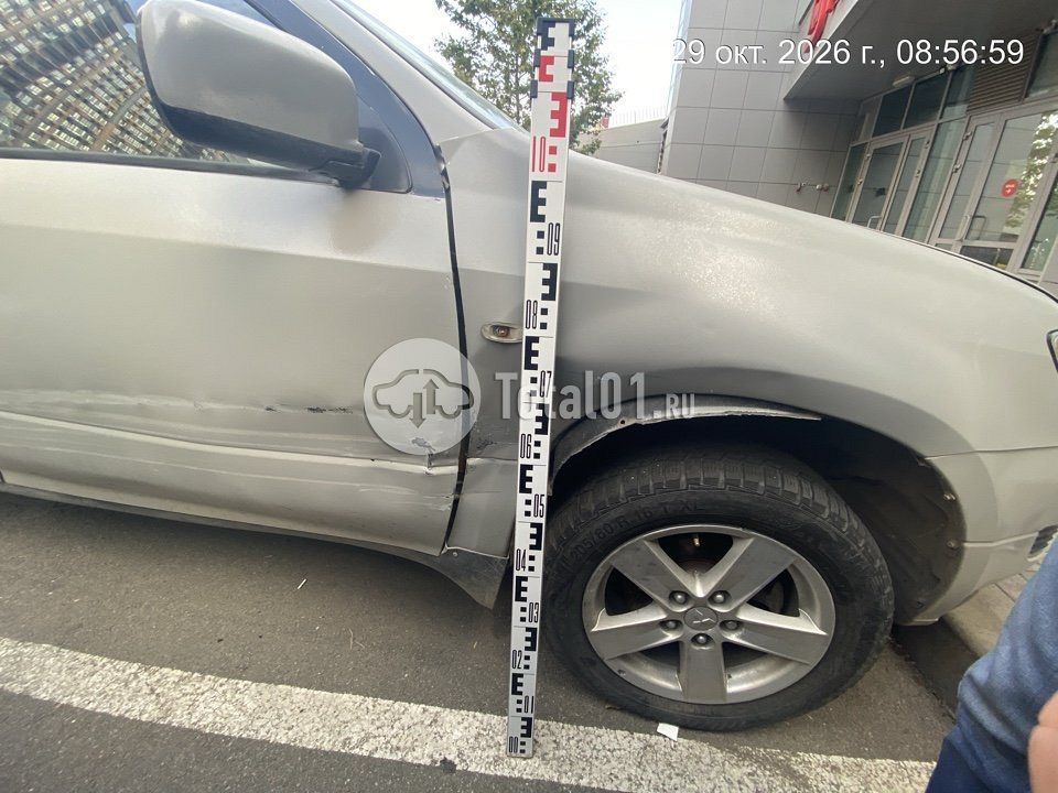 Фото Mitsubishi Airtrek 28
