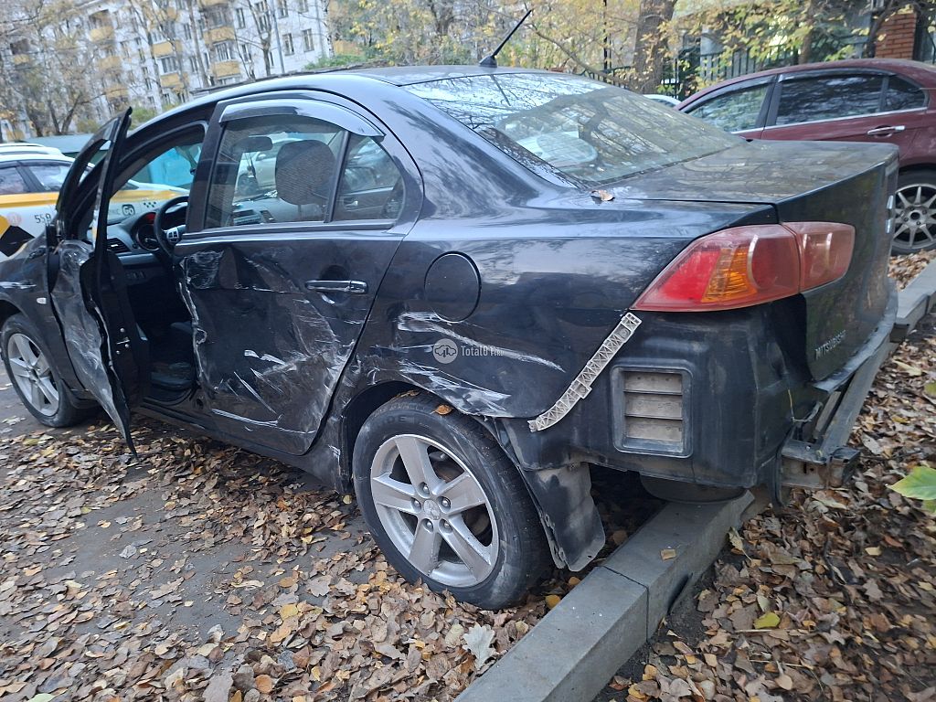 Фото Mitsubishi Lancer 4