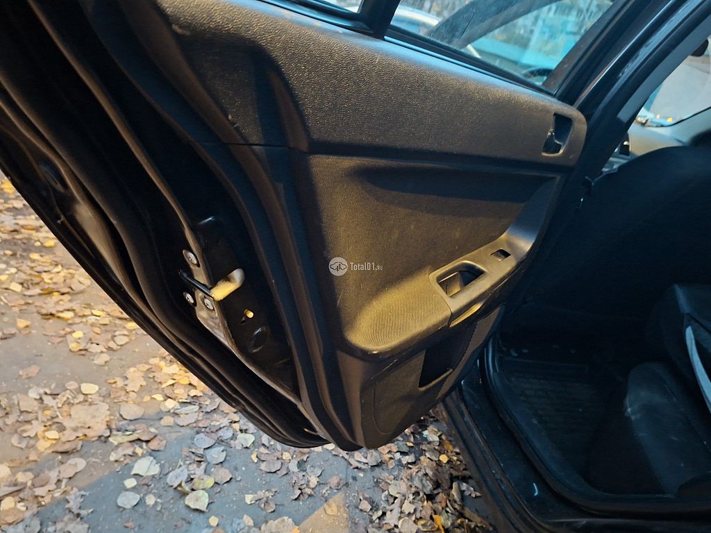 Фото Mitsubishi Lancer 16