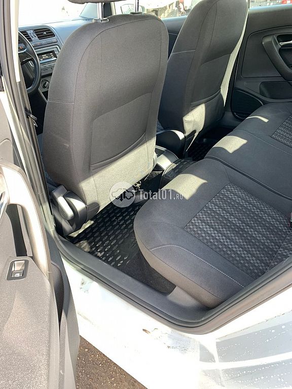 Фото Volkswagen Polo 30