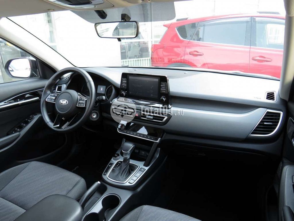 Фото KIA Seltos 14
