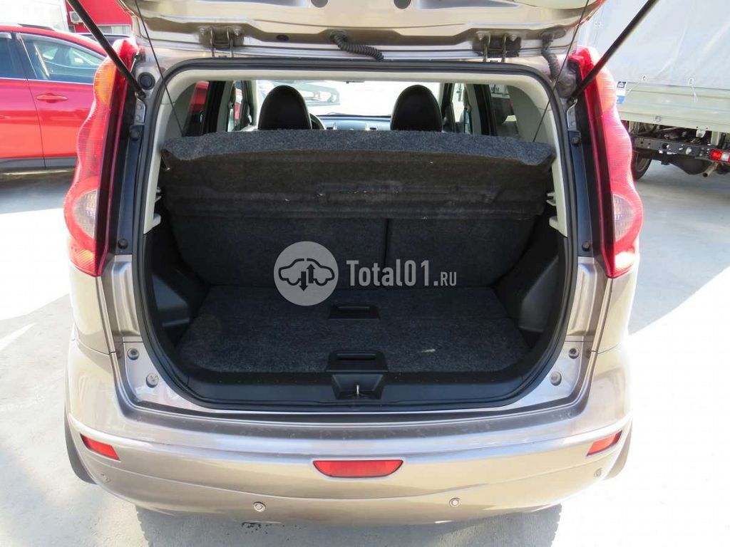 Фото Nissan Note 24