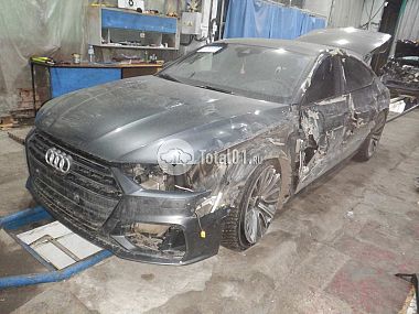 Купить Audi A7