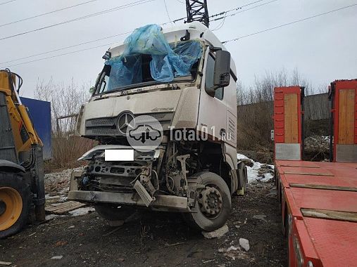 Купить Mercedes-Benz Actros 1845