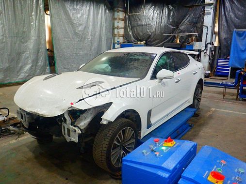 Купить KIA Stinger