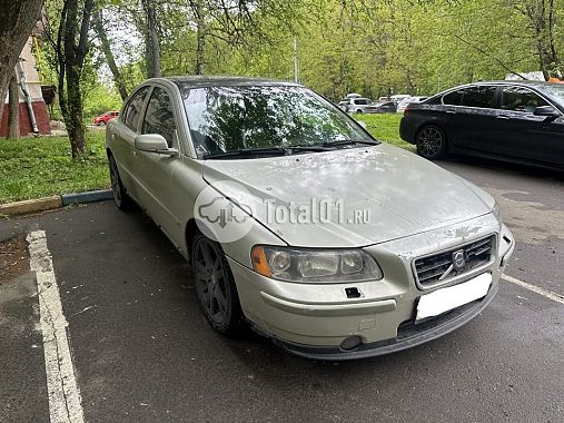 Купить Volvo S60