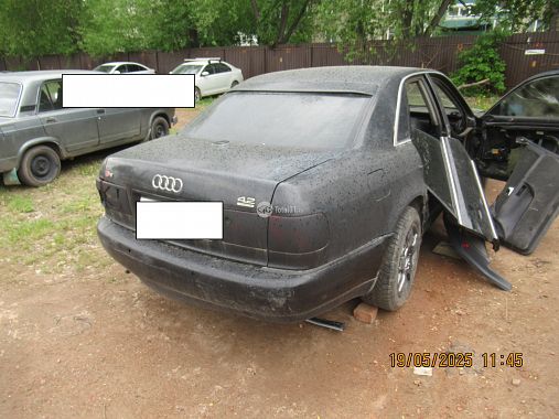 Купить Audi A8