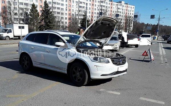 Купить Volvo XC60