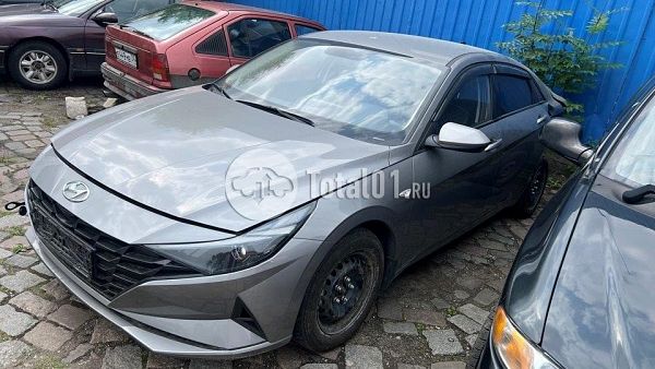 Купить Hyundai Elantra
