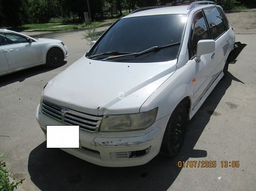 Купить Mitsubishi Chariot Grandis