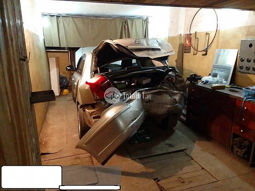 Купить Toyota Avensis