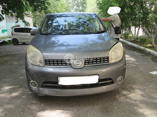 Купить Nissan Lafesta