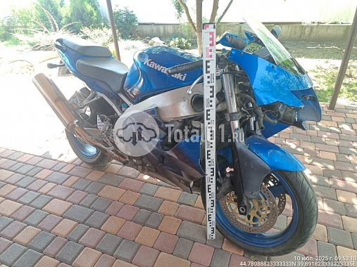 Купить Kawasaki Ninja 250R