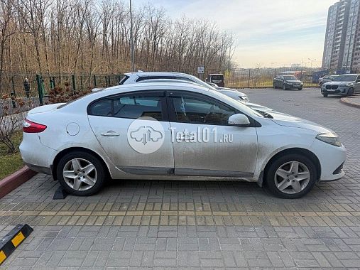 Купить Renault Fluence